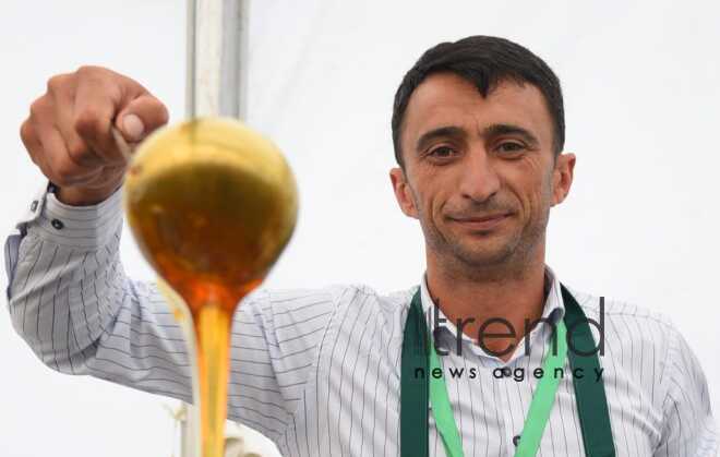 В Баку проходит XXIII ярмарка меда. Азербайджан Баку 03 октября 2023